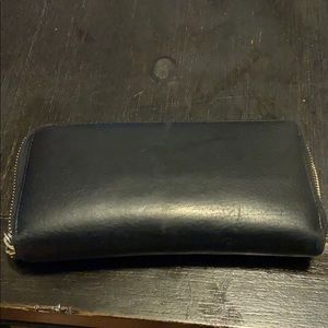 Gucci Bags - Black leather Gucci wallet Gucci Bags - Black leather Gucci wallet